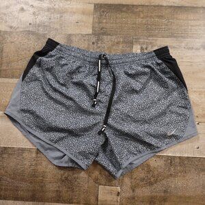 Nike Dri-FIT Running Shorts Women's Small Gray Black Reflective Print‎ Lined